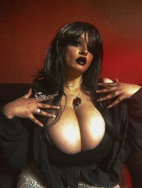 小人ヌードオンリーファンズ ポルノ アーカイブ