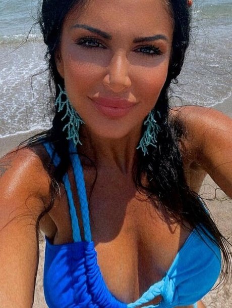 50歳のOnlyFans ホット裸 写真