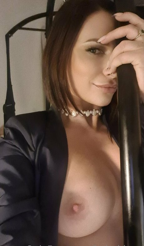 騎乗位熟女OnlyFans 無料xxx 写真