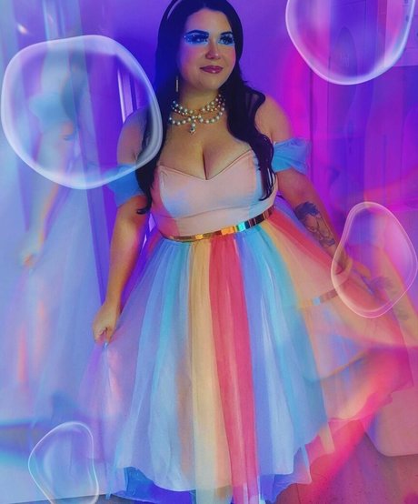 かわいいシーメールオンリーファンズ 美しいポルノ 写真