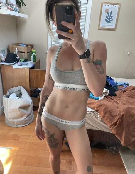 アジア人 ノーPPV オンリーファンズ ポルノ 写真