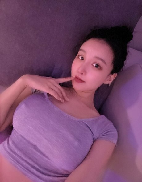 巨乳の熟女オンリーファンズ 無料xxx 写真