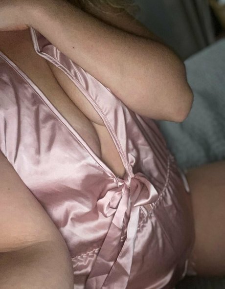 アンバー・オンリーファンズ セックス ギャラリー