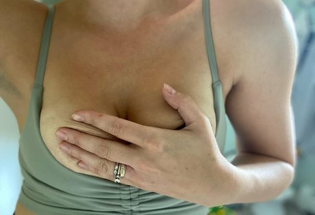 MlLF Bunny アートポルノスター 写真