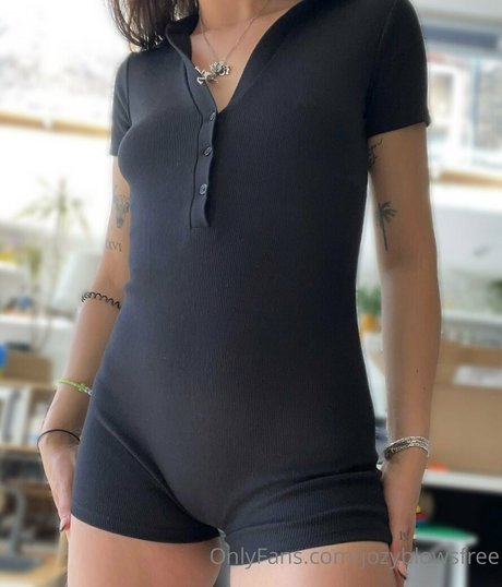 オンリーファンズでのセクスティング 無料セクシー 写真