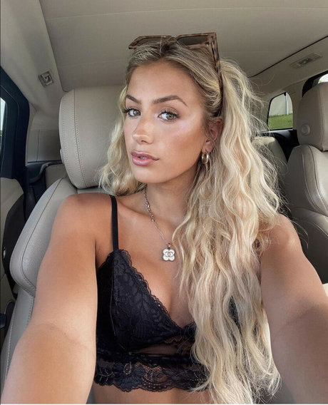 アジアンツインズOnlyFans セクシーヌード 写真