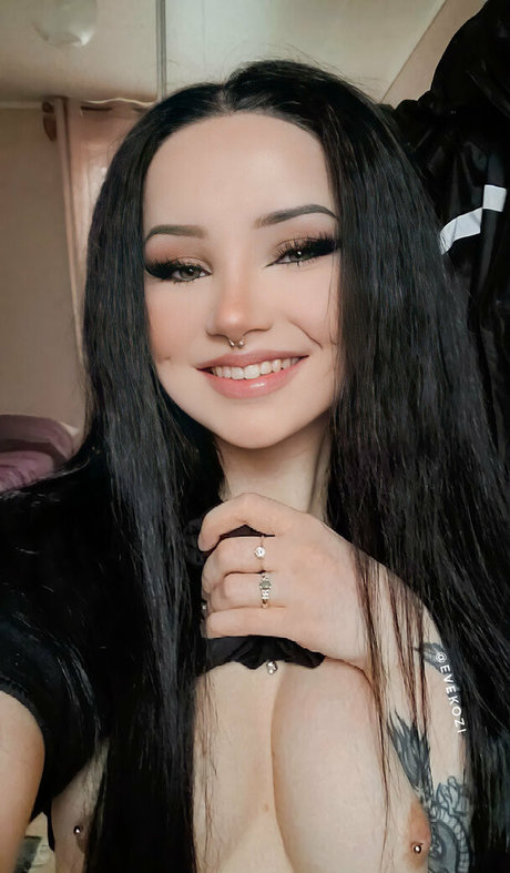 ハンズオンリーファン アダルト無料 写真