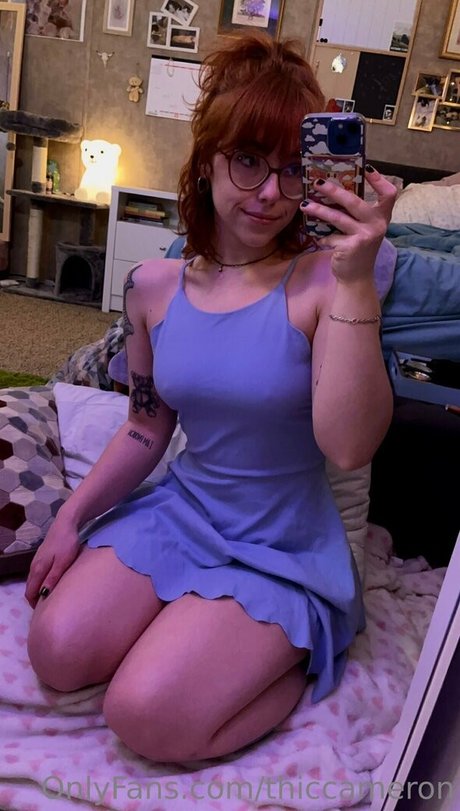 地元のオンリーファンズ ポルノ 画像