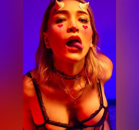 トゥインクスオンリーファンズ 美しいポルノ ギャラリー