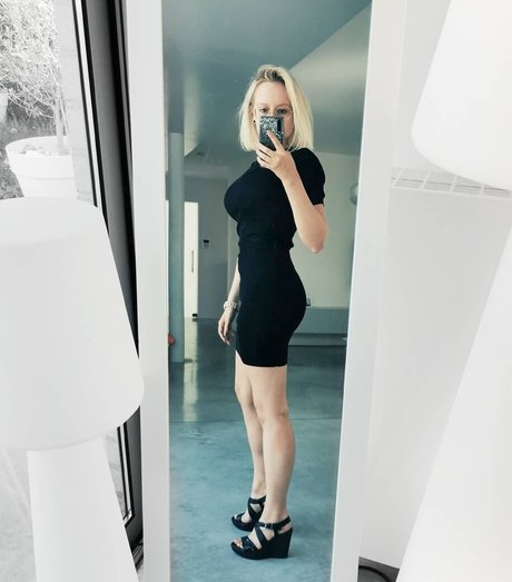 18歳以下の無料OnlyFans セックス ギャラリー