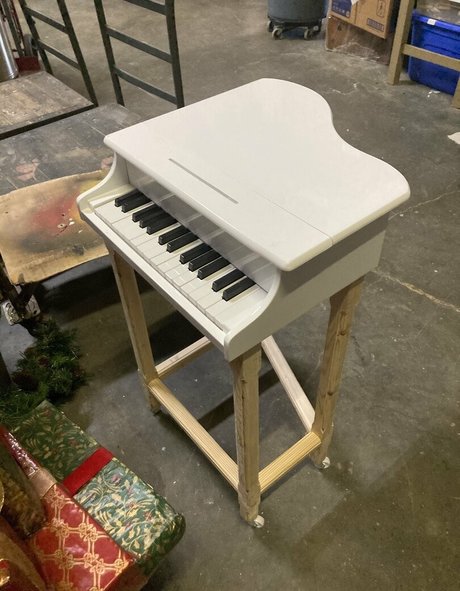 ヌード教師オンリーファンズ えろた 画像