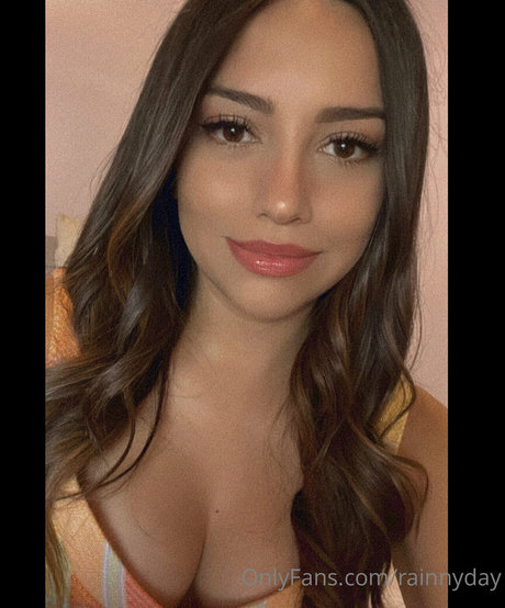 rainnyday ポルノモデル 写真