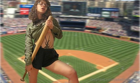 jadiethebaddie ポルノモデル 画像