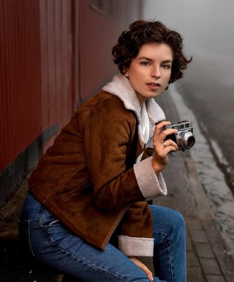 Karina Martins ポルノモデル アーカイブ