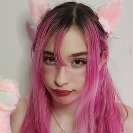 巨乳の熟女オンリーファンズ アートポルノ ギャラリー