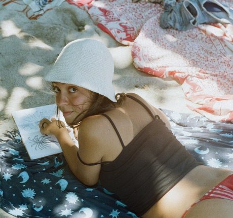 Valentina Bandeira 美しいモデル 写真