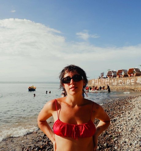 Valentina Bandeira ヌードモデル 写真