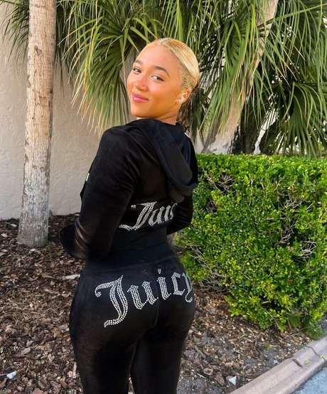 Heaven Collins かわいいスター 写真