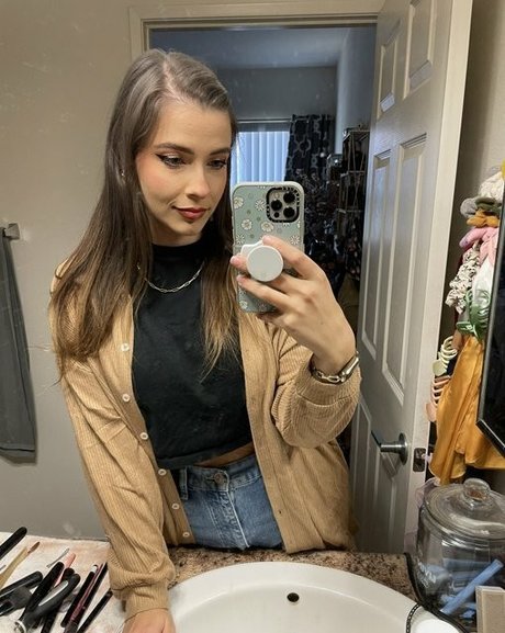 Justseum ホットなスター 画像