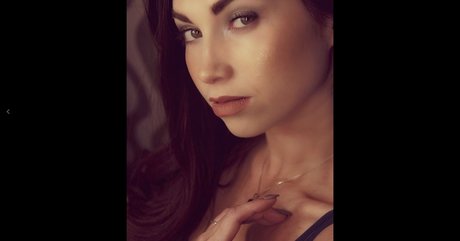 Anais Dior Palacios 美しいスター ギャラリー