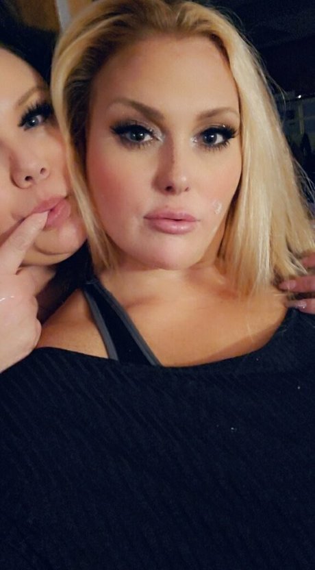 lindseefoxxx ポルノスター 美しい 写真