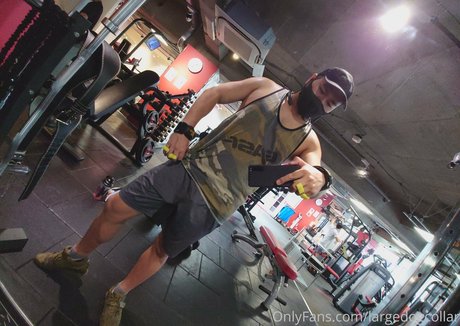 赤毛の太めOnlyFans トップ 画像