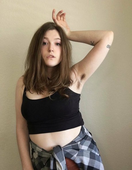 ashleejune 裸のスター アーカイブ