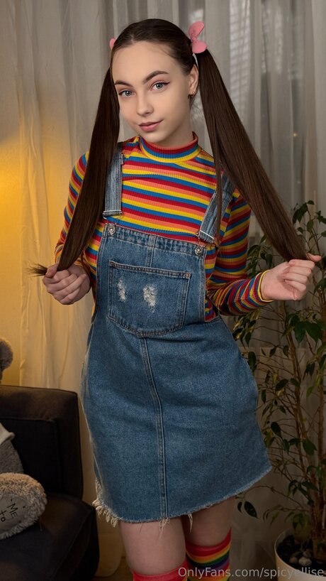 Spicyellise 最高のモデル 写真