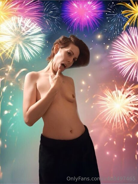 巨乳義母OnlyFans 無料セクシー 写真