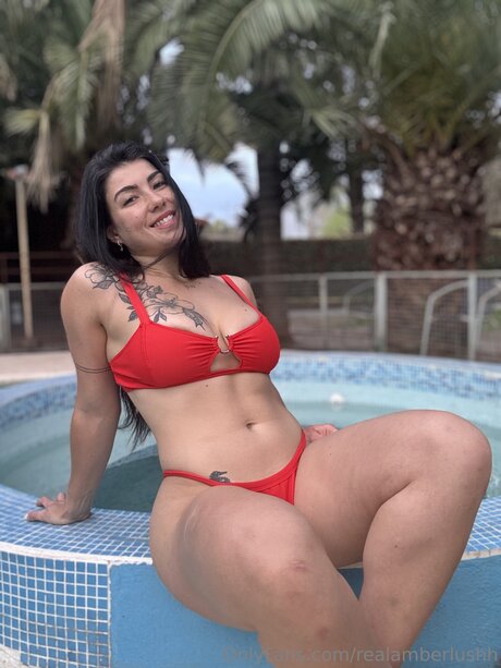 Realamberlushh ポルノスター 裸 アーカイブ