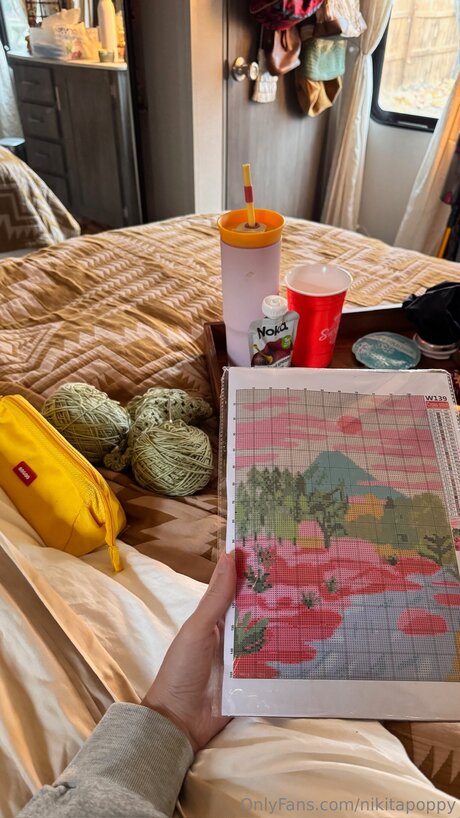 Nikitapoppy ポルノスター ホット 写真