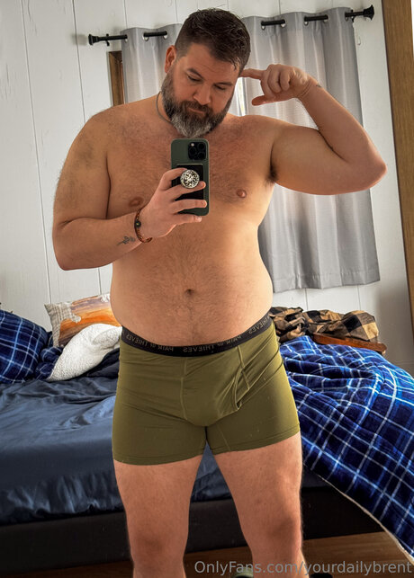 Yourdailybrent 女優 写真