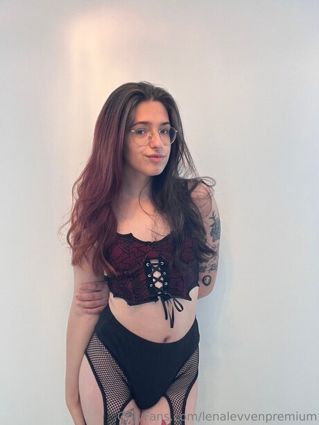 Lenalevvenxo 最高のモデル 画像