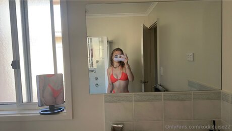 Kodilouise22 エロティックなスター 画像