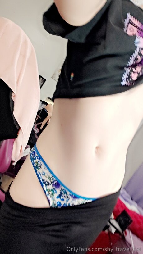 BBW パウグ オンリーファンズ セクシー裸 画像