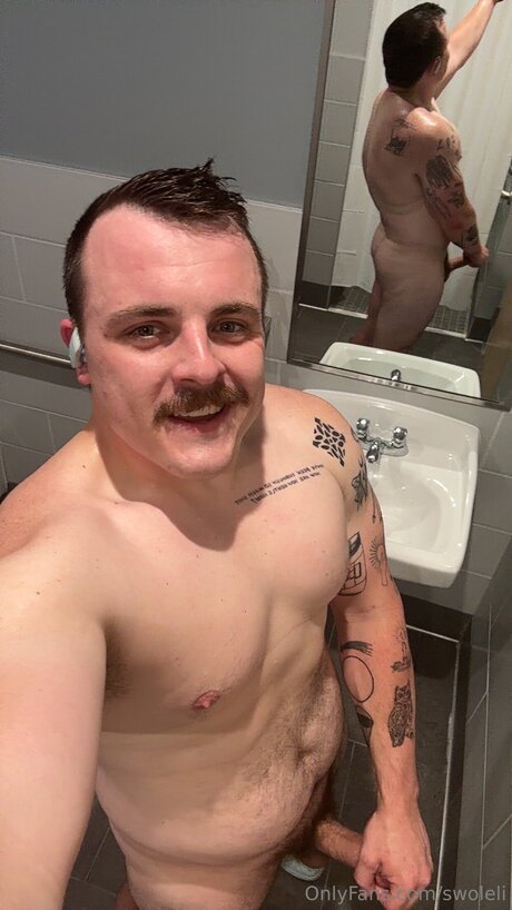 50歳のOnlyFans セクシーヌード 写真