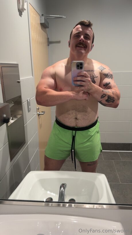 イギリスのプッシーOnlyFans 裸 画像