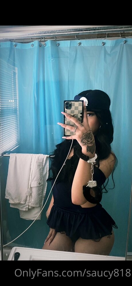 セクシーなドレスOnlyFans 無料エロ 画像