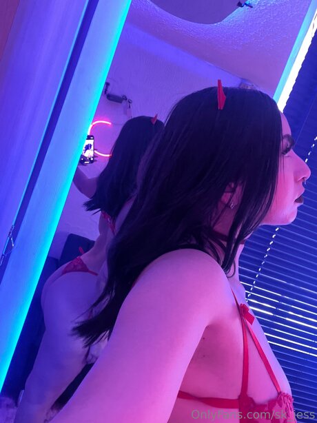 Sk Jess トップポルノスター 写真