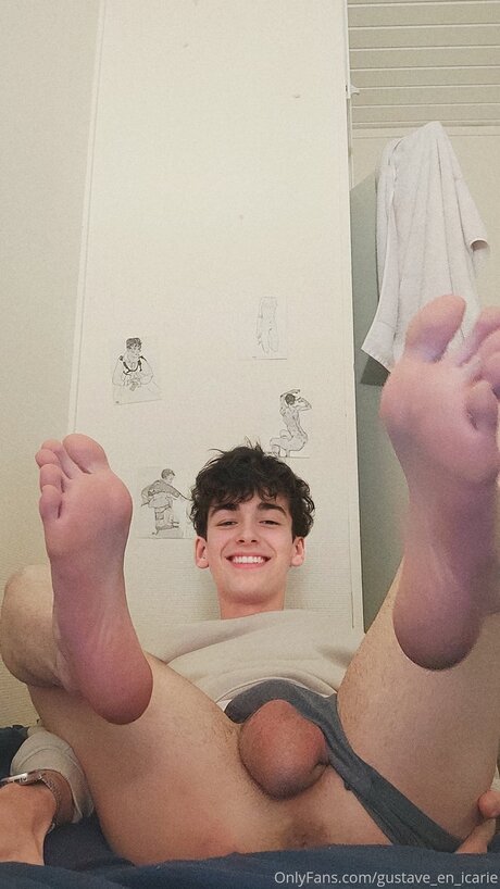 Gustave En Icarie モデル 画像