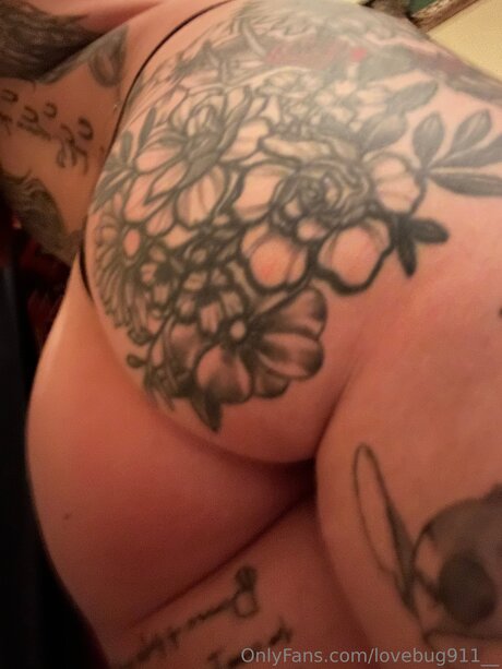 Lovebug911 セックスモデル 画像