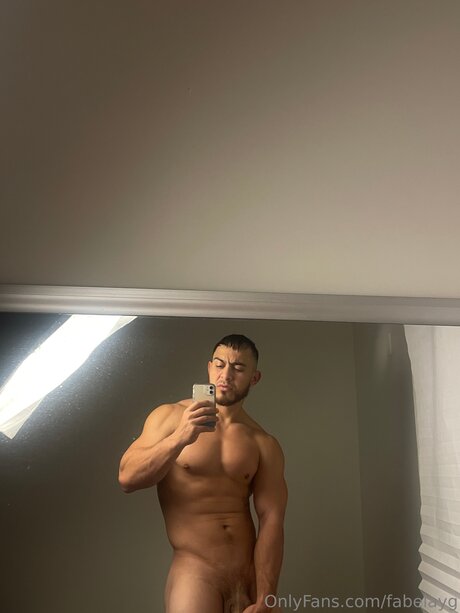 金髪クーガーオンリーファンズ 無料裸 写真