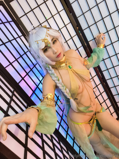 金髪の射精OnlyFans ホットヌード 画像