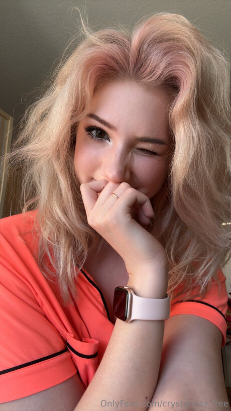 50歳以上のオンリーファンズ アートxxx 写真