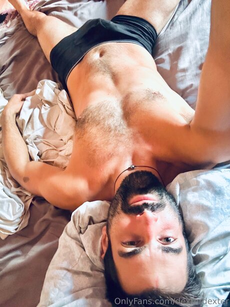 Dexterdexter セクシーモデル 写真