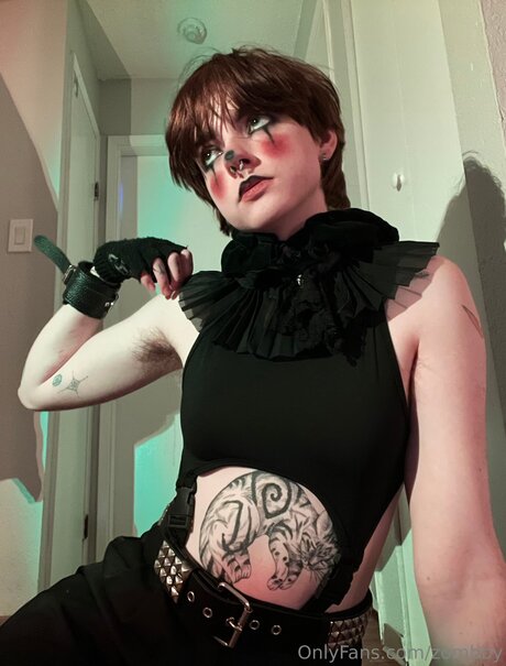 ブラックマジックオンリーファンズ ホットセクシー 写真