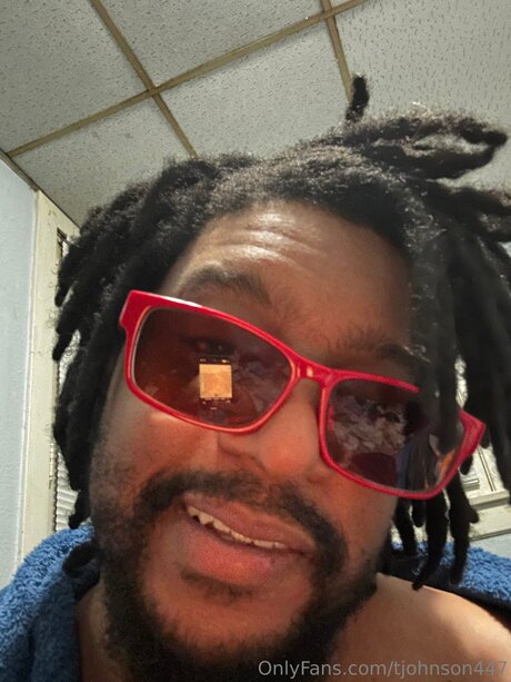 女性の筋肉オンリーファンズ アートヌード ギャラリー