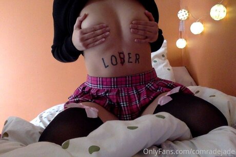 Comradejade ポルノスター ヌード 画像