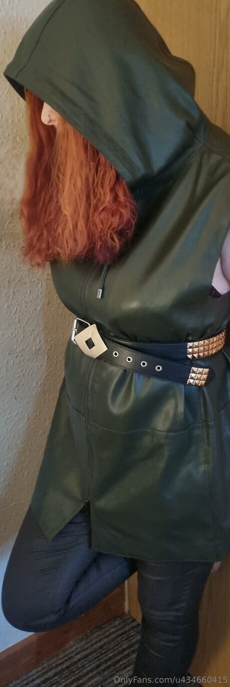 18歳以下の無料OnlyFans ヌード 写真