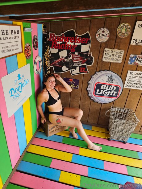 Hoezy69 裸の女優 画像